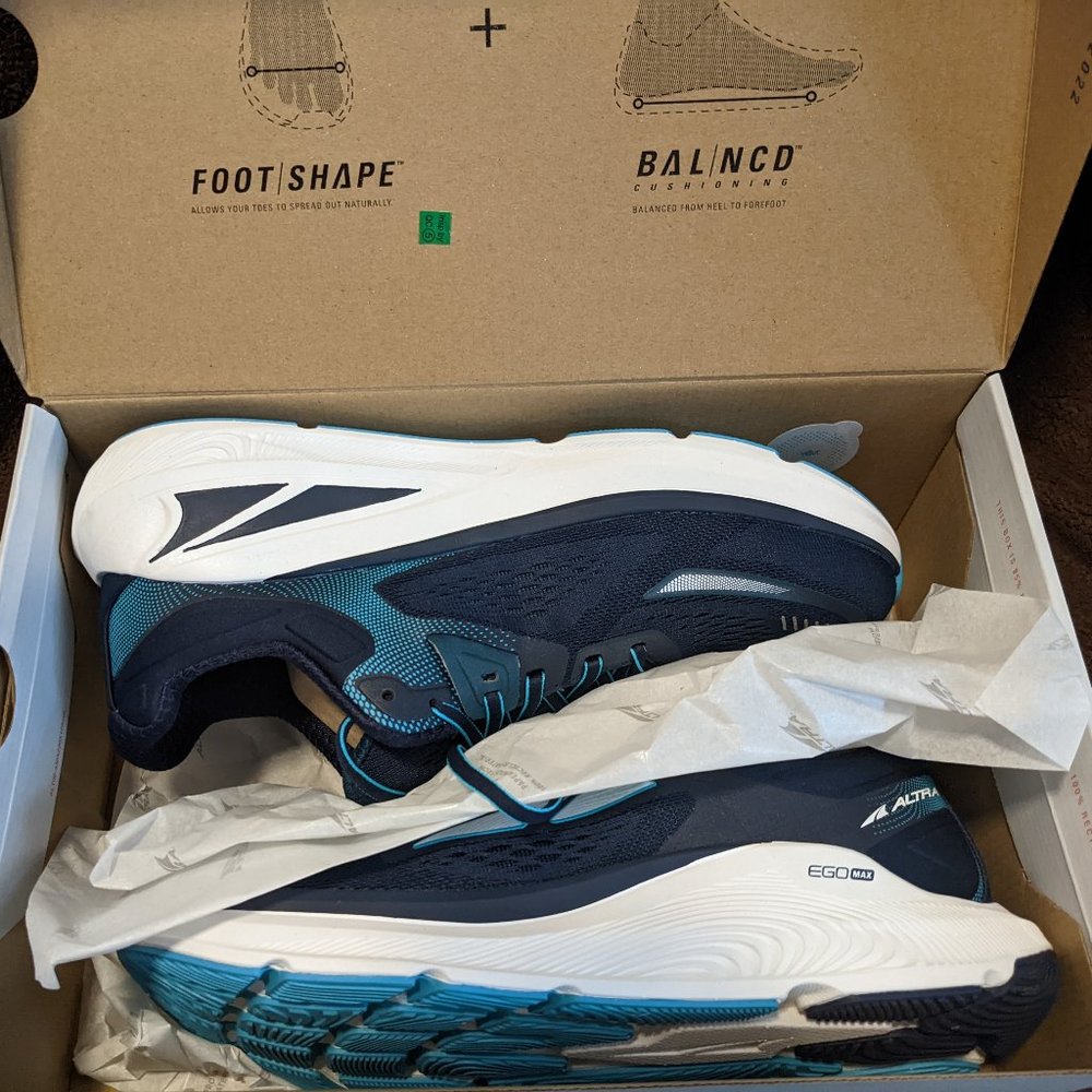 Altra Paradigm 6 sz 11 NIB Running Shoes